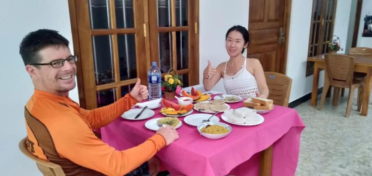 مبيت وإفطار ميريسا Maduranga N Guest المظهر الخارجي الصورة